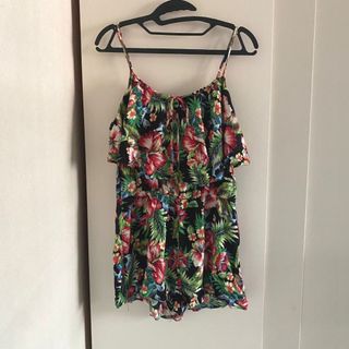 (Category: ) located in . Submitted by xxshopshopshop (Listing ID 1442745051, Image 1). Description: .