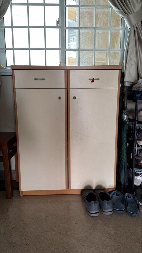 FREE FURNITURE