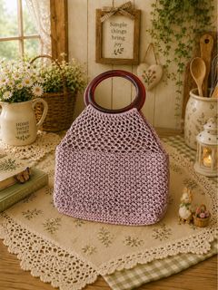 (Category: ) located in . Submitted by handpickedecors (Listing ID 1442775738, Image 1). Description: .