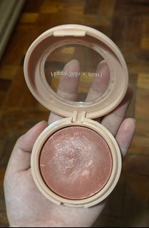 (Category: ) located in . Submitted by starlight.closet (Listing ID 1442830220, Image 1). Description: .