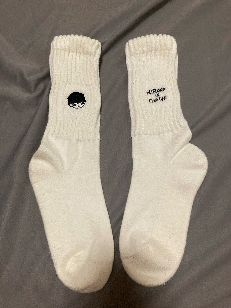 Hirono Socks (Category: Socks) located in Pasay City. Submitted by uniqlord (Listing ID 1442877404, Image 1). Description: ✔️ SIZE: One size ✔️ COLOR: White ✔️ CONDITION: 9/10 ✔️ ISSUE: Light hitches.