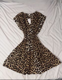 (Category: ) located in . Submitted by thriftgodesa (Listing ID 1442813362, Image 1). Description: .