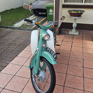 (Category: ) located in . Submitted by Benz24 (Listing ID 1442732787, Image 1). Description: .