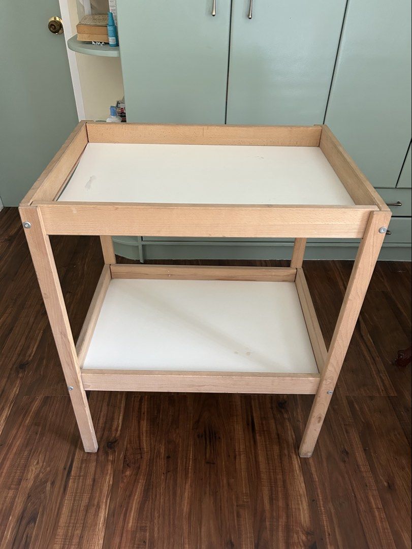 Ikea Sniglar Baby Changing Table (Category: Changing Tables & Stations) located in Quezon City. Submitted by joanneaika (Listing ID 1442796675, Image 1). Description: Issue - the top shelf is slightly malformed from usage. I used it mainly as my baby’s clothes storage. It’s still pretty durable but yeah that’s the main issue for this. Some minor dirt and scratches from storage. Dimensions: Length - 72cm Width - 53cm Height - 88cm This cannot be d