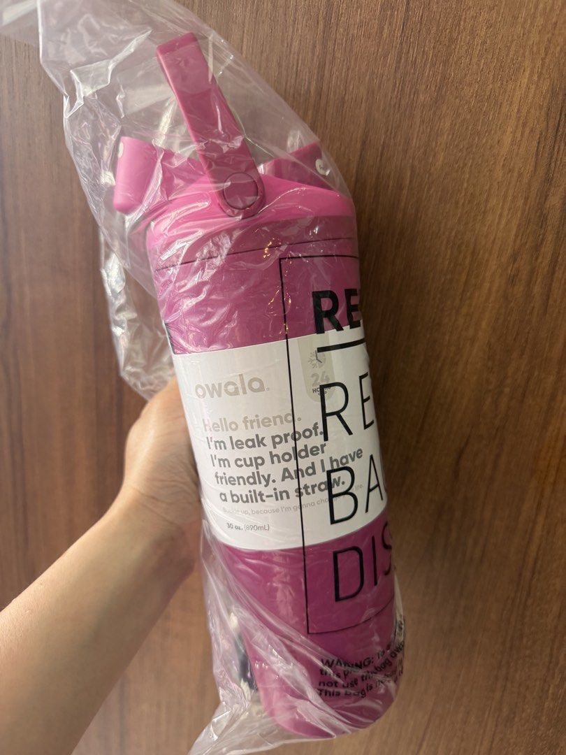 Instock read my lips owala freesip sway 30oz (Category: Water Bottles & Tumblers) located in Singapore. Submitted by pasarbuysg (Listing ID 1442734933, Image 1). Description: .