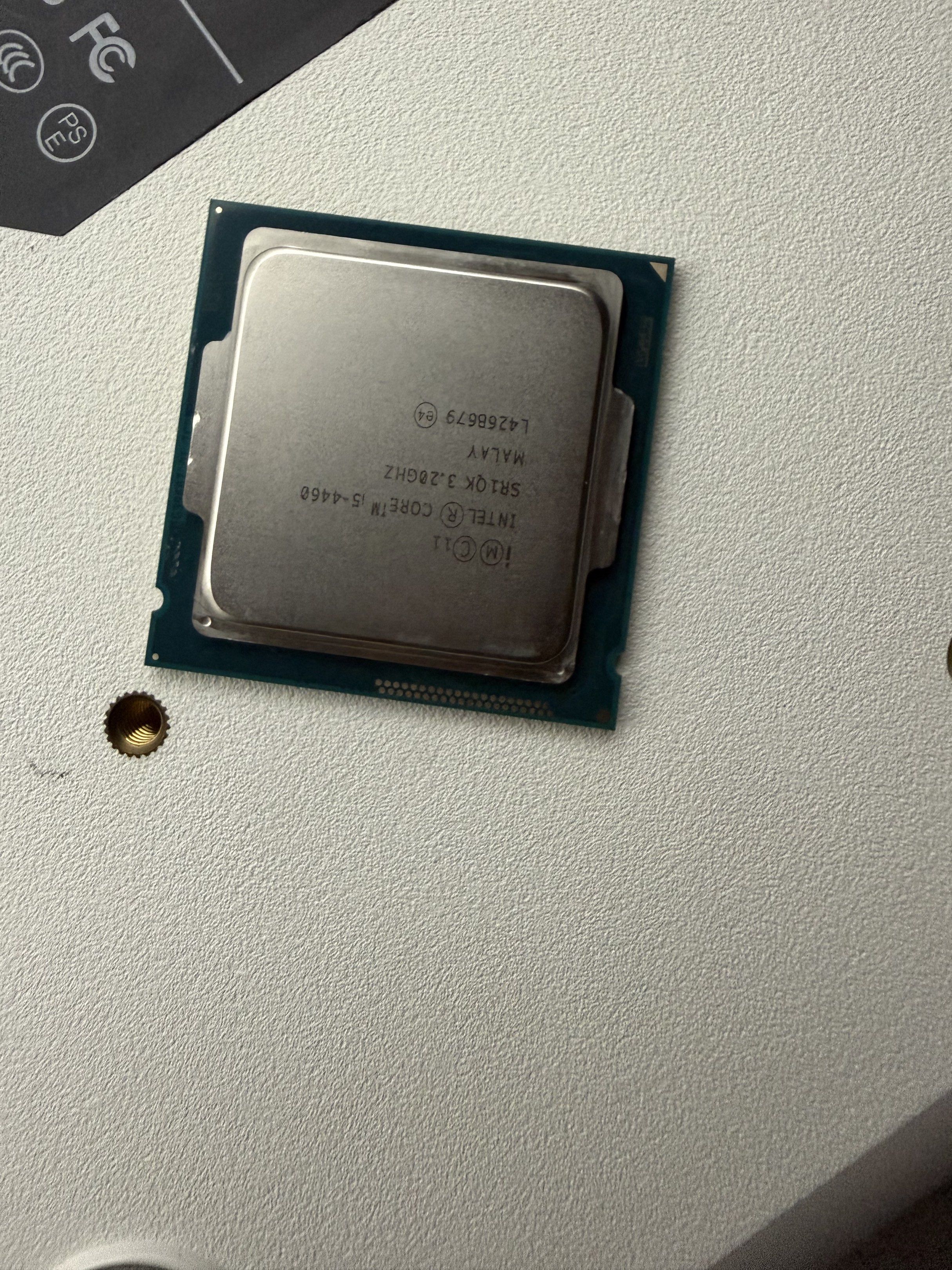 Intel Core i5-4460 SR1QK 3.20GHz CPU Processor477656970912092161