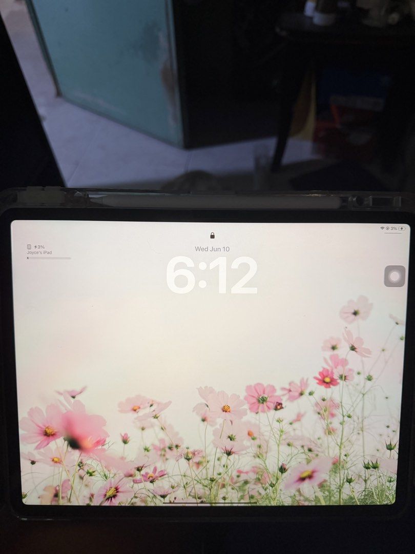 iPad Air M2 2024 13 inch (Category: iPad) located in Manila. Submitted by joyceandrea (Listing ID 1442921030, Image 1). Description: iPad Air M2 2024 13 inch - Slightly used. Only used for watching movies and music - Comes with Apple Pencil Pro - Batt health still at 100% - Unli reset, unli check upon meet up - Slightly nego Loc: Novaliches/BGC/Can travel anywhere near.