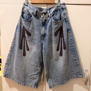 (Category: ) located in . Submitted by geleen.declutter (Listing ID 1442818959, Image 1). Description: .