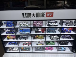 (Category: ) located in . Submitted by diecast_acrylicx (Listing ID 1442765826, Image 1). Description: .