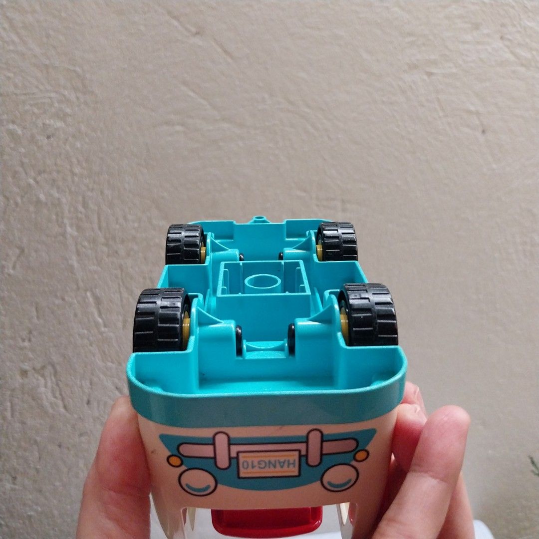 Lego Duplo Surf Camper Van Hang10 (Category: Lego & Building Sets) located in Caloocan City. Submitted by mariecarlaph (Listing ID 1442767746, Image 3). Description: FREE Shipping min. spend of P999!✨️ JnT every Sundays or Lalamove daily (if feasible). Fixed sf NCR P105 Luzon P120 VisMin P180.