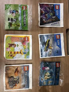 (Category: ) located in . Submitted by brickcollections (Listing ID 1442858108, Image 1). Description: .
