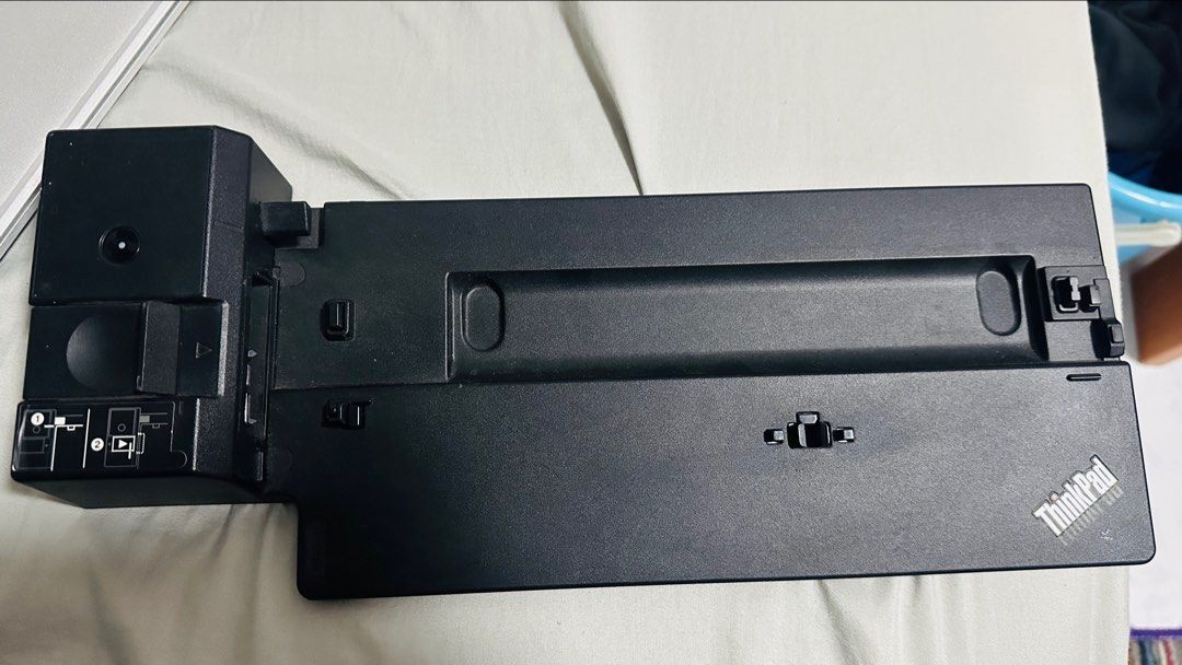 Lenovo ThinkPad Ultra Docking Station Type 40AJ