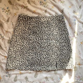 (Category: ) located in . Submitted by chiccurations_ (Listing ID 1442849368, Image 1). Description: .