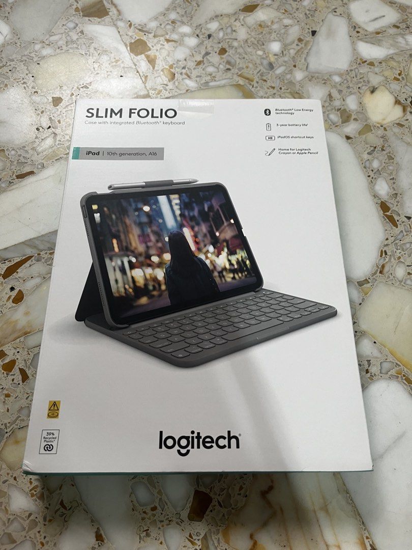 Logitech Slim Folio477431474674083840
