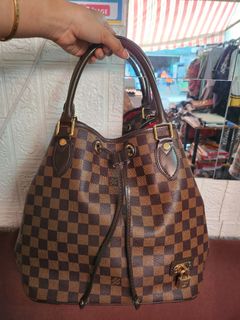 (Category: ) located in . Submitted by xcessbaggs (Listing ID 1442823356, Image 1). Description: .