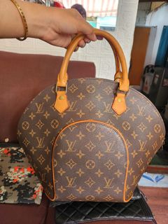 (Category: ) located in . Submitted by xcessbaggs (Listing ID 1442738460, Image 1). Description: .