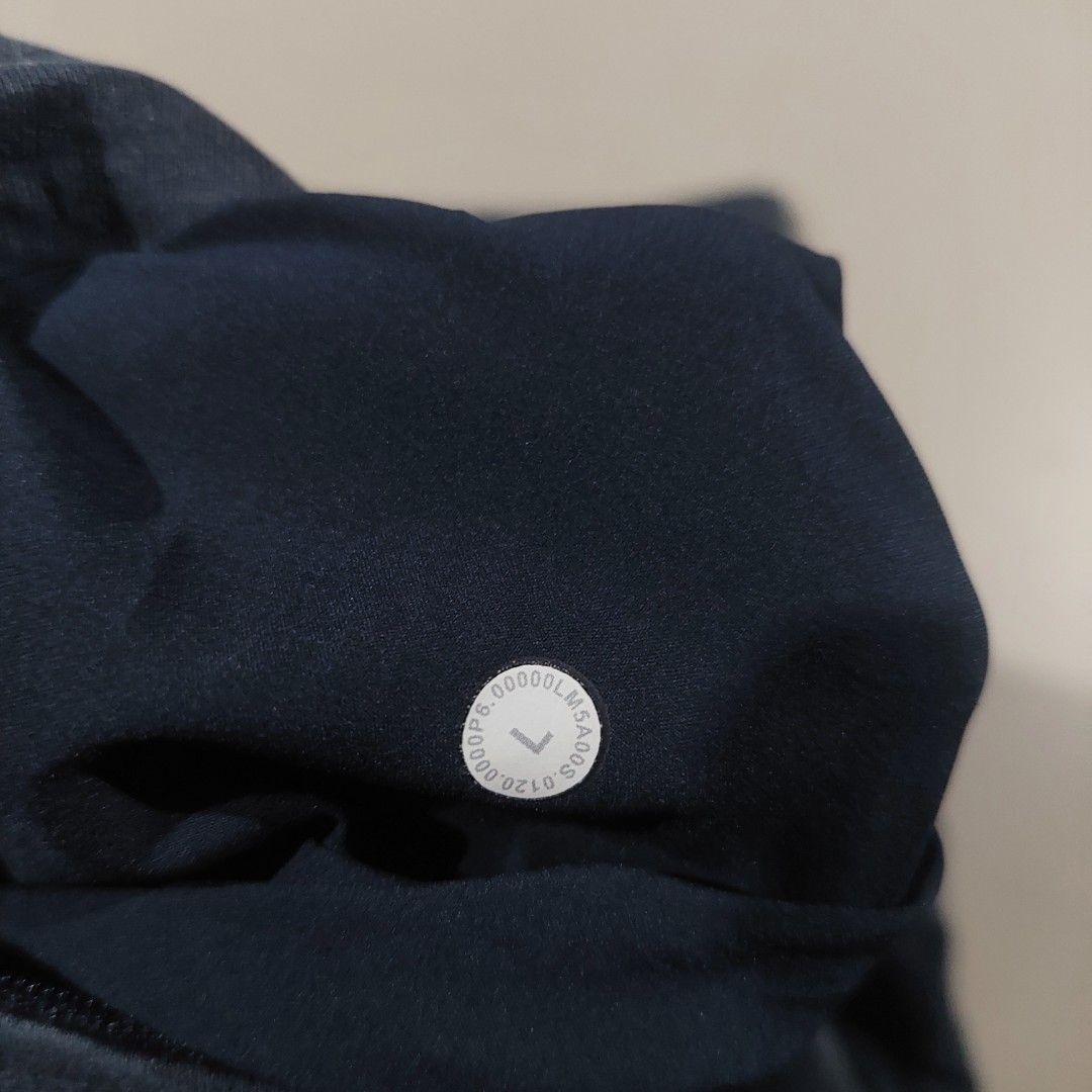 Lululemon (Category: Joggers) located in Dinalupihan. Submitted by rack-808 (Listing ID 1442826720, Image 3). Description: Lululemon pants 32-38W × 41L Very good condition 8/10 color rate Need wash only (fresh from bale) Pm lang.