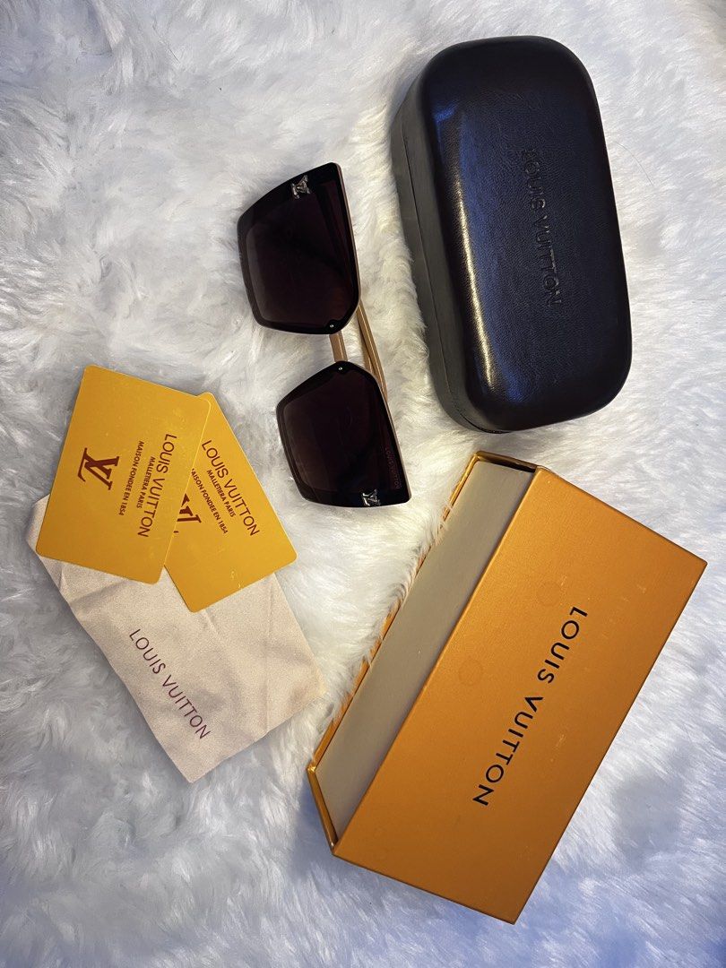 LV shades (Category: Luxury Accessories) located in Imus. Submitted by rence_ (Listing ID 1442911539, Image 1). Description: Selling my mom’s personal shades Rfs: hindi na po nagagamit and need cash Open for meetup Imus cavite location .