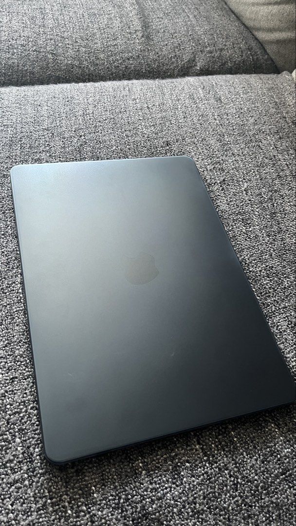 Maple MacBook Air M4 Midnight  16GB/256GB477166911735746561