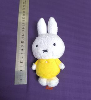 (Category: ) located in . Submitted by catz_02 (Listing ID 1442856206, Image 1). Description: .