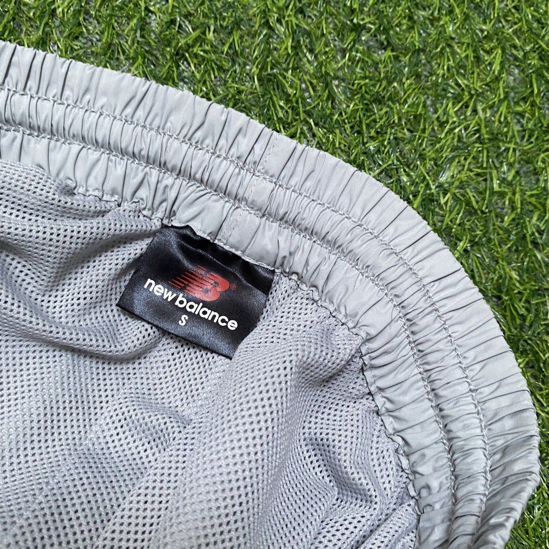NEW BALANCE TRACK PANTS (Category: Joggers) located in Manila. Submitted by trplx (Listing ID 1442909472, Image 3). Description: ‼️FOR SALE‼️ 📍MEET UP AROUND SAN MATEO, MONTALBAN & MARIKINA AREA ONLY OR SHIP VIA LALAMOVE & JNT. MOP: CASH & GCASH ONLY PS: ALL ITEMS ARE NEGOTIABLE (Color May Vary Due to Lighting) 📩 DM FOR MORE INFO. NEW BALANCE TRACK PANTS • DIMES: 13x37 (LEG OPENING 8) • CONDITION: 8/10 • ISSUE: PINHOLE ₱450+SF.