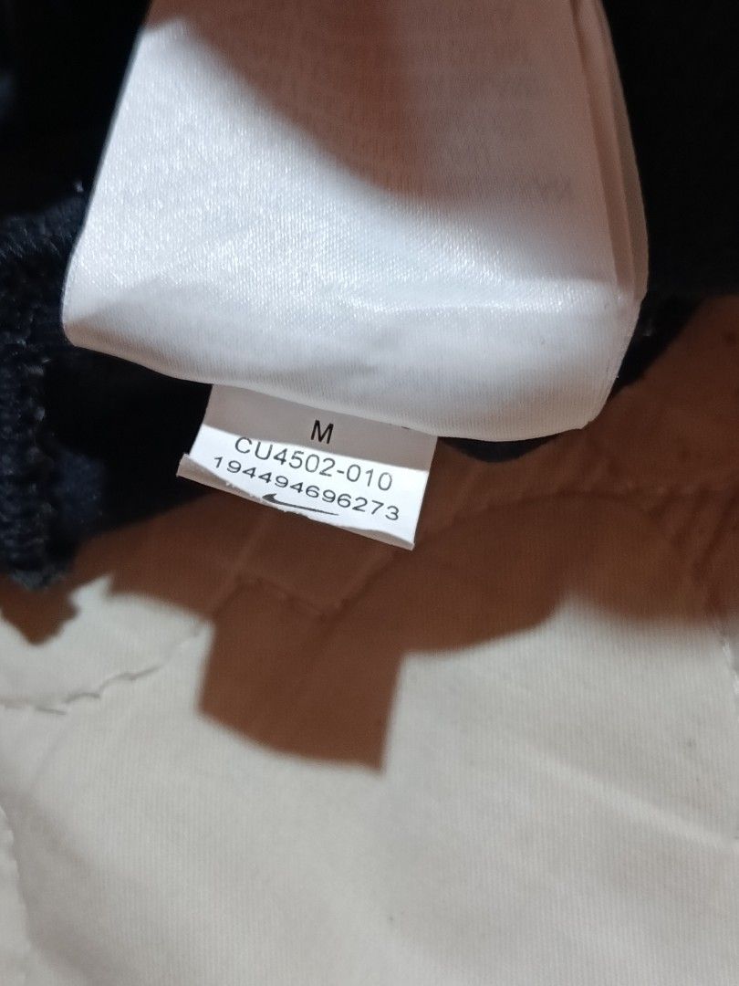 Nike techfleece jogger (Category: Activewear) located in Davao. Submitted by cheapthriftdvo (Listing ID 1442745145, Image 3). Description: nike tf jogger medium very good condition we ship nationwide negotiable price.