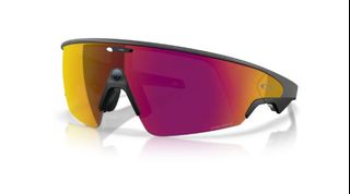 (Category: ) located in . Submitted by universaloptical (Listing ID 1442836894, Image 1). Description: .