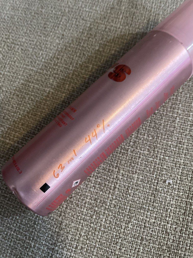 ONE/SIZE On ’Til Dawn Mattifying Waterproof Setting Spray | 63 mL (44% full) (Category: Makeup) located in Las Pinas. Submitted by yourneighbortotoro (Listing ID 1442826096, Image 2). Description: ✨ Long‑lasting, waterproof finish — Designed for flawless, all‑day glam 📚 Perfect for beauty enthusiasts, travel showcases, and makeup‑kit bundles This ONE/SIZE On ’Til Dawn Mattifying Waterproof Setting Spray by Patrick Starrr locks makeup in place wi