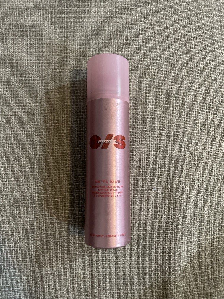 ONE/SIZE On ’Til Dawn Mattifying Waterproof Setting Spray | 63 mL (44% full) (Category: Makeup) located in Las Pinas. Submitted by yourneighbortotoro (Listing ID 1442826096, Image 1). Description: ✨ Long‑lasting, waterproof finish — Designed for flawless, all‑day glam 📚 Perfect for beauty enthusiasts, travel showcases, and makeup‑kit bundles This ONE/SIZE On ’Til Dawn Mattifying Waterproof Setting Spray by Patrick Starrr locks makeup in place wi