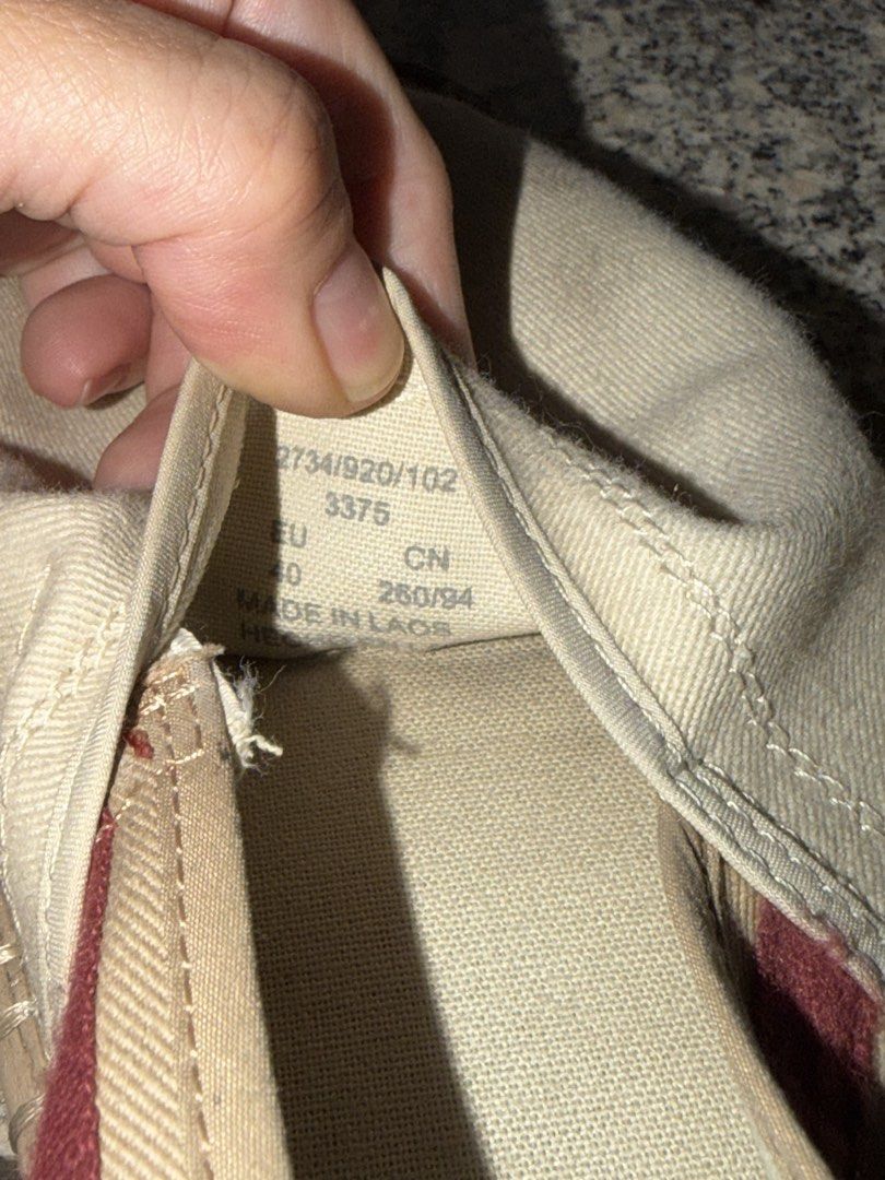 Original Zara (Category: Casual Shoes) located in Quezon City. Submitted by monicacle (Listing ID 1442832938, Image 3). Description: .