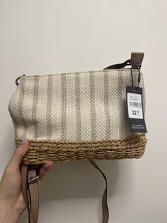 （分類：）位於 。 由 llyvenus 提交（商品編號 1442908192，圖片 1）。簡介： 。