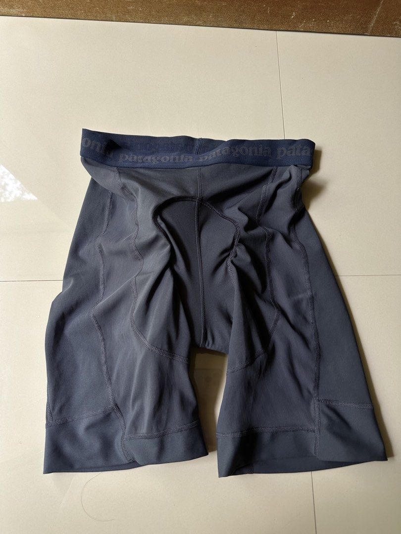 Patagonia Cycling Shorts Base Layer Men's (Category: Activewear) located in Rosales. Submitted by dariang22 (Listing ID 1442745276, Image 1). Description: - Patagonia cycling base layer shorts - color blue - Made in Vietnam - Features Patagonia logo on waistband - Ideal for cycling and other sports - Comfortable fit.