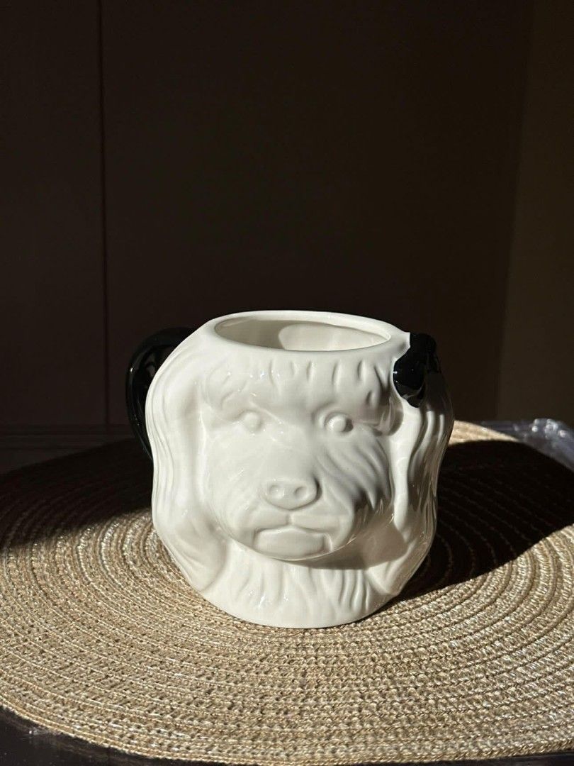 Poodle Mug (Category: Coffee & Tea Tableware) located in Pangil. Submitted by kopee_matcha (Listing ID 1442742186, Image 2). Description: Poodle Dog Mug 1pc. Available Price : 280 Good condition.