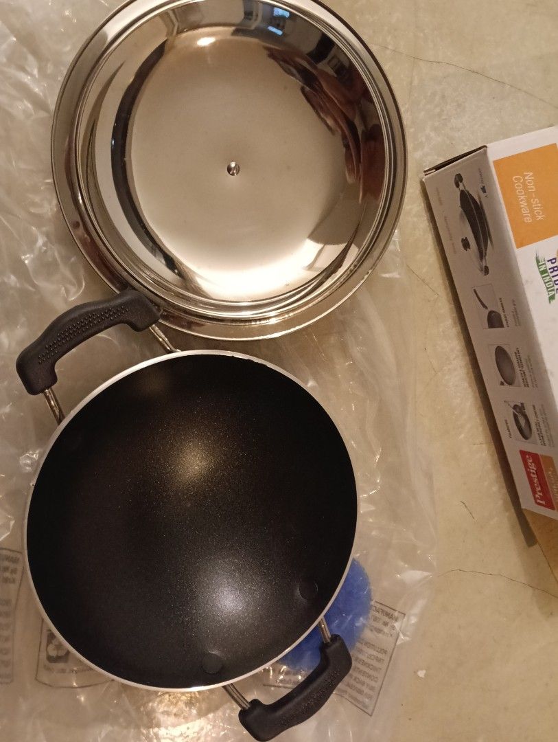 Prestige Non-Stick Kadai with Lid