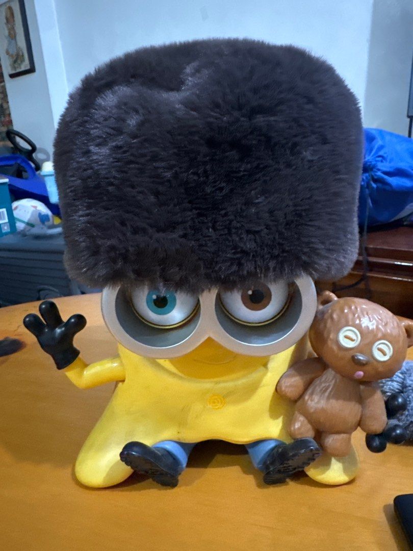 Primark Faux Fur Russian hat (Category: Hats & Beanies) located in Manila. Submitted by michellecoronel (Listing ID 1442865522, Image 2). Description: Original Primark. Used once. Looks new. .