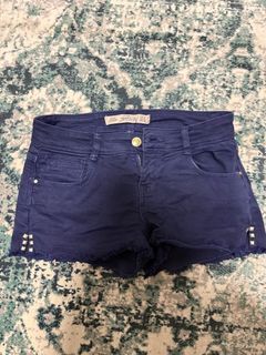 (Category: ) located in . Submitted by lyarchives (Listing ID 1442783601, Image 1). Description: .