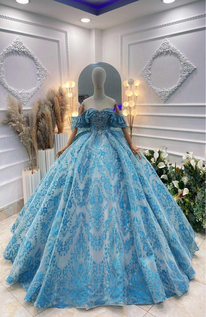 RENTING Debut Light Blue Gown (Category: Evening dresses & gowns) located in Manila. Submitted by zeallion-7882 (Listing ID 1442747684, Image 1). Description: Used only once at a Debut, good as new. Adjustable corset; fits waist 30-40 inch. 3 day window: 1st day - Delivery 2nd day - Gown Usage 3rd day - Returning.