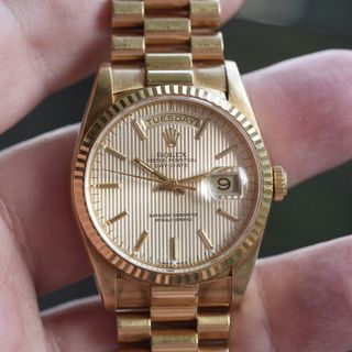 (Category: ) located in . Submitted by steve.luxewatch (Listing ID 1442802335, Image 1). Description: .