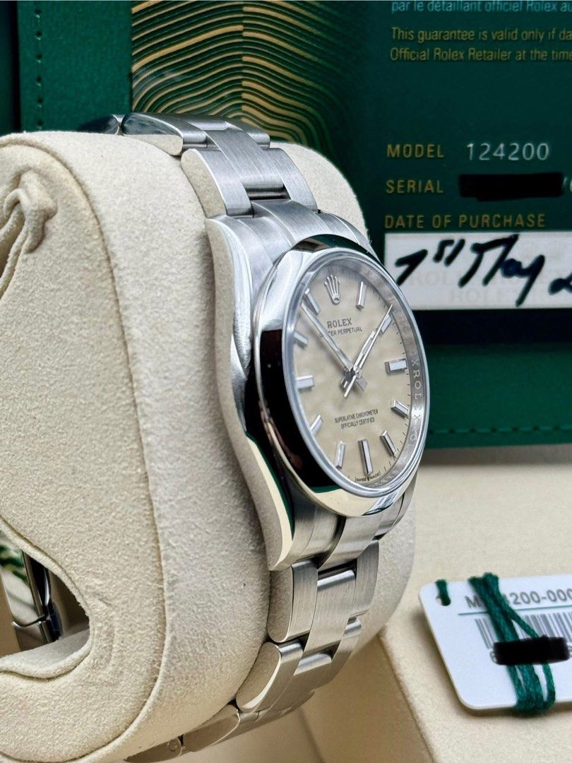 Rolex Oyster Perpetual (Category: Luxury Watches) located in Pasig City. Submitted by sunandmoon15 (Listing ID 1442814500, Image 2). Description: Rolex Oyster Perpetual 34mm “Beige” Brand new May 2026 purchased With Factory stickers 10/10 condition Comes with inner and outer box, NFC warranty card, booklets and tags 550k.