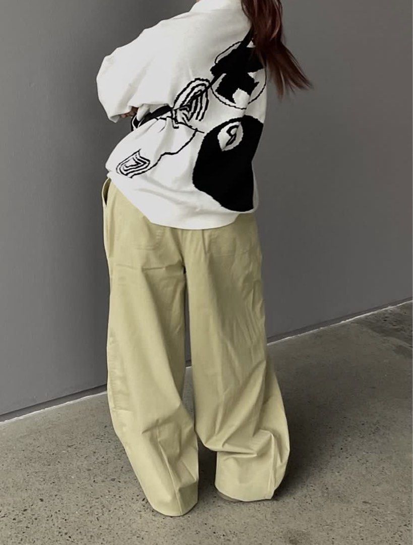 RUSH! STUSSY White Knit Sweater (Category: Coats, Jackets and Outerwear) located in Cavite. Submitted by zscknhmiera (Listing ID 1442733111, Image 2). Description: used once only no issues personal fav hard to let go!! 🥺 orig price is 3,495 (first slide) .