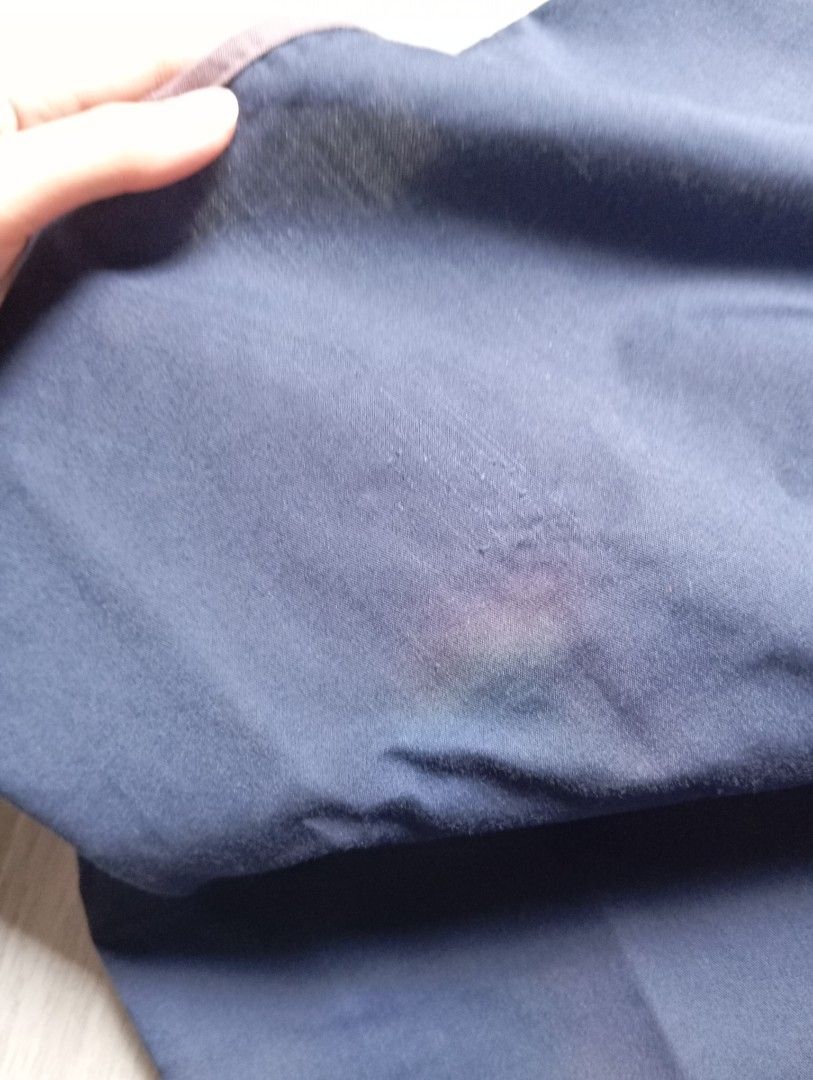 Scrubsuit Cargo Pants (Category: Medical Supplies & Tools) located in Valenzuela. Submitted by priscillanah (Listing ID 1442738031, Image 3). Description: XS on tag Gartered cargo pants Good quality fabric Used for 1 month Minimal flaws at the back of the top (as seen in the picture).