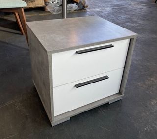 (Category: ) located in . Submitted by priceworthfurniture (Listing ID 1442925864, Image 1). Description: .