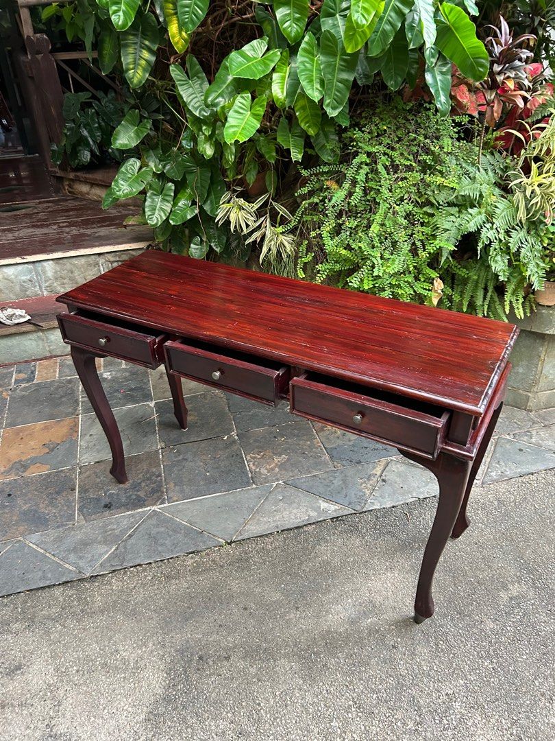 Side console table (Category: Tables & Sets) located in Singapore. Submitted by jacklee.cy (Listing ID 1442757424, Image 2). Description: Side console table length 120cm width 40cm with 3 drawers height 75cm just varnish very nice and good condition .