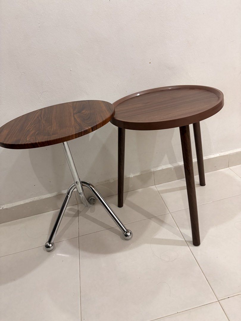 Side table (Category: Tables & Sets) located in Bachok. Submitted by zmempire (Listing ID 1442742780, Image 1). Description: Pickup/cod/post.