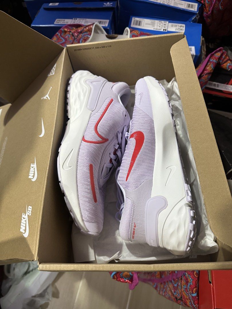 Size 8 Womens Nike Renew Run 4 (Category: Sneakers) located in Bacoor. Submitted by sempenden (Listing ID 1442881365, Image 1). Description: .