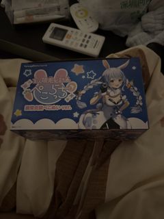 （分類：）位於 。 由 lennmonade 提交（商品編號 1442905229，圖片 1）。簡介： 。