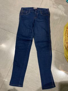 (Category: ) located in . Submitted by shopdockriscloset (Listing ID 1442750883, Image 1). Description: .