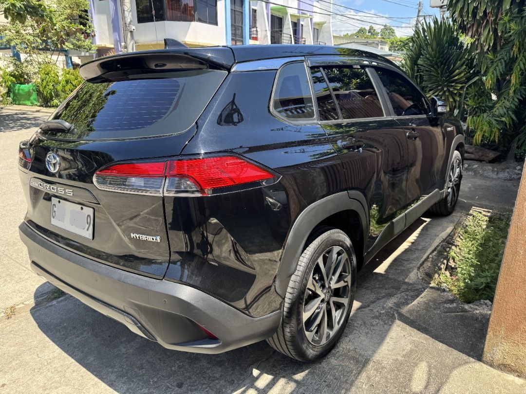 Toyota Corolla Cross Hybrid Auto (Category: Used Cars) located in Cebu City. Submitted by zealstorm_2a7f3d (Listing ID 1442880846, Image 3). Description: 🚗 FOR SALE: 2022 Toyota Corolla Cross 1.8L V HEV CVT (Hybrid) ✨ Unit Details: 📍 2022 Toyota Corolla Cross 1.8L V HEV CVT ⛽ Hybrid Electric 🍃 Fuel efficient 20-25KM/L 18.5KM/L with traffic 📏 Mileage: 35,000 KM only 🔧 Casa-maintained, no issues, ready to drive 🧼 Clean inside & out 📝 Complet
