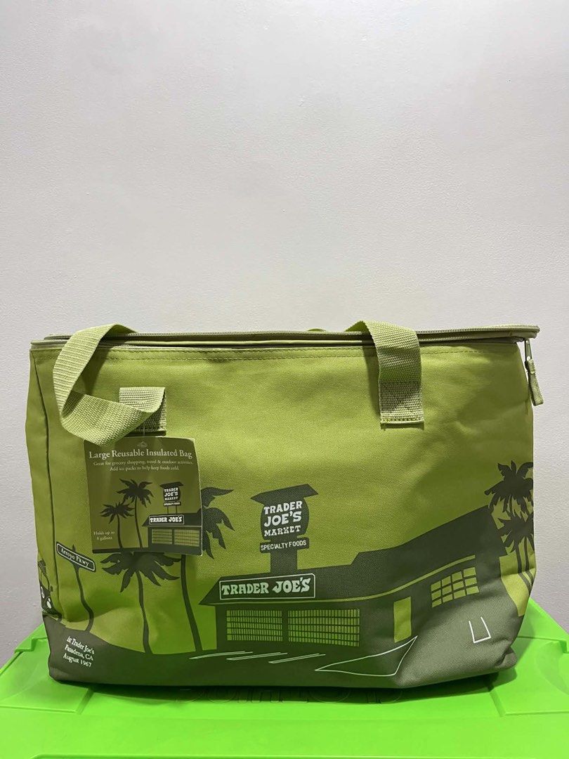 Traders Joe's (Category: Luxury Bags & Wallets) located in Pasig City. Submitted by maxvon (Listing ID 1442853144, Image 1). Description: Traders Joe's bag/ Brand new.