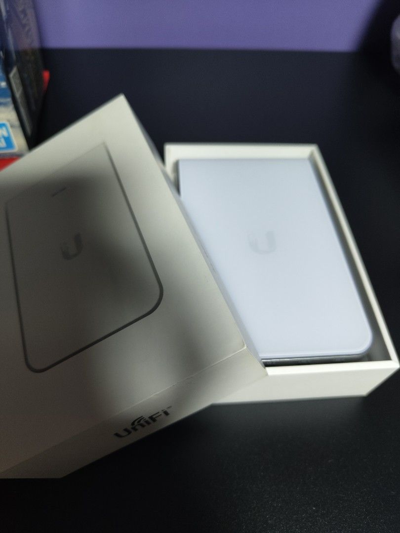 Unifi In Wall HD Access Point477996053484032001